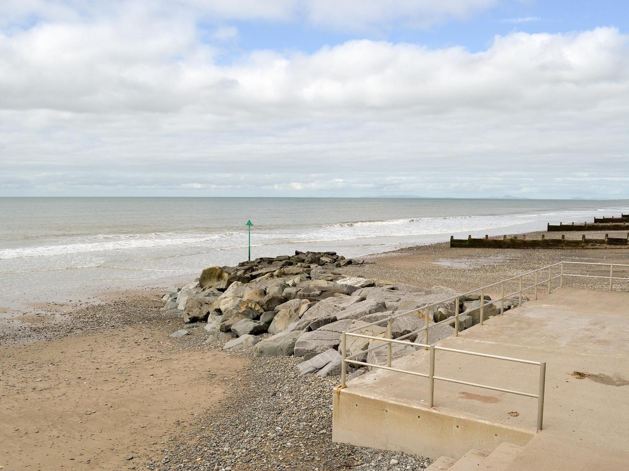 Gwynt Y Mor Holiday home *